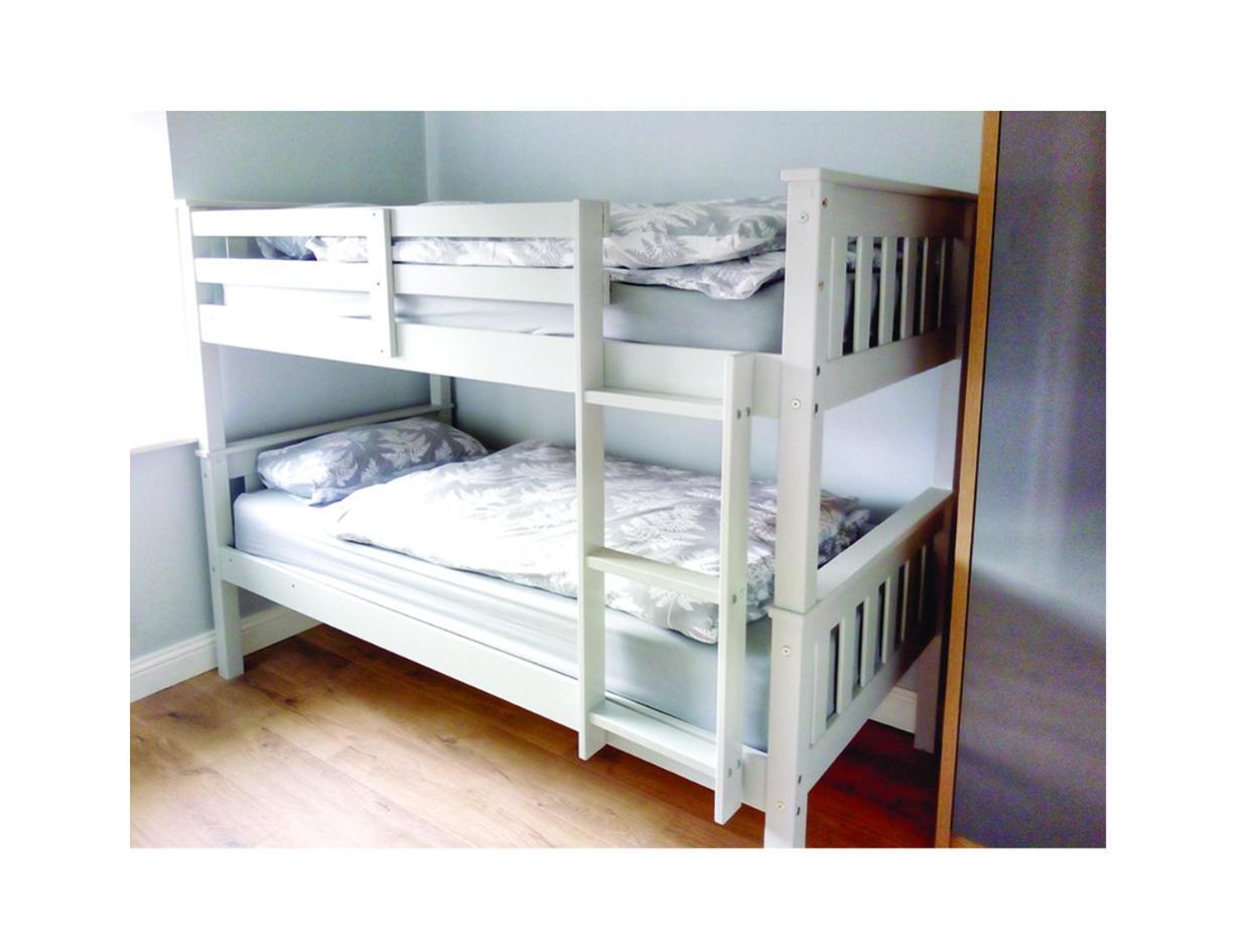 Number 25 Self Catering Apartments Ederney Ardess ภายนอก รูปภาพ